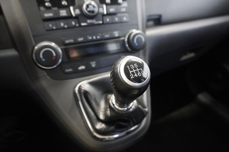 Honda CR-V 2.0 ELEGANCE SE - fotka 17 z 29