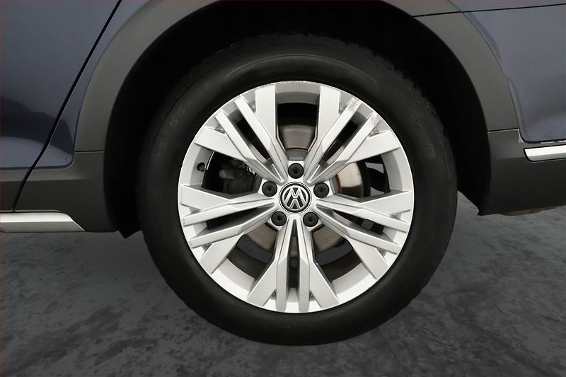 Volkswagen Passat (2016) Alltrack 2.0 TDI, 4X4 - fotka 16 z 18