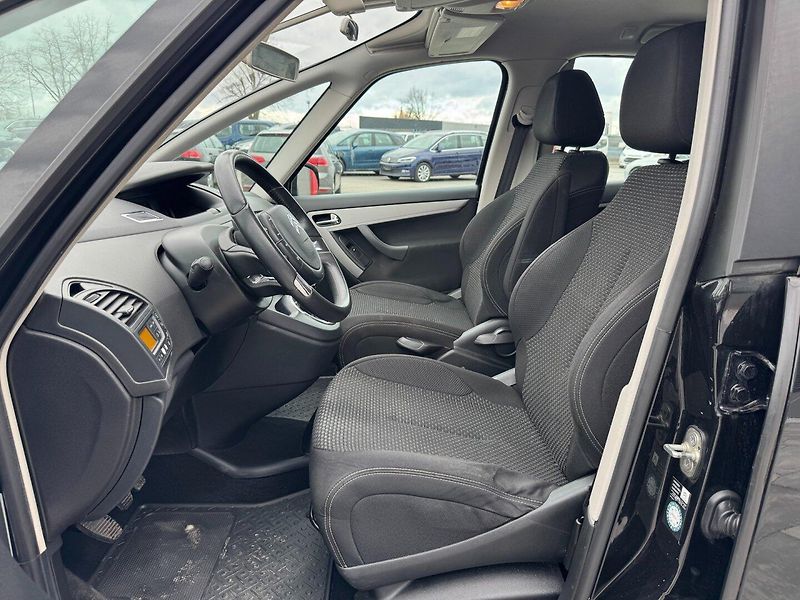 Citroën C4 Picasso (2011) 1,6 HDI 82 KW - fotka 10 z 31