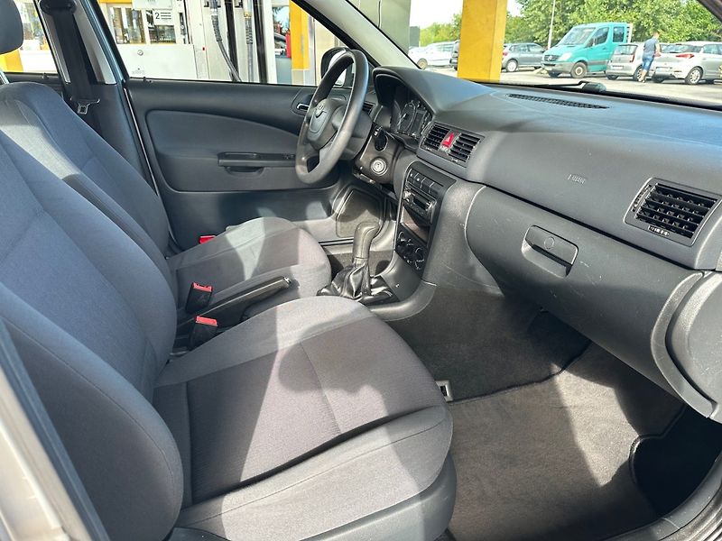 Škoda Octavia (2010) 1.9TDi SERVISKA,BEZ KOROZE - fotka 8 z 15