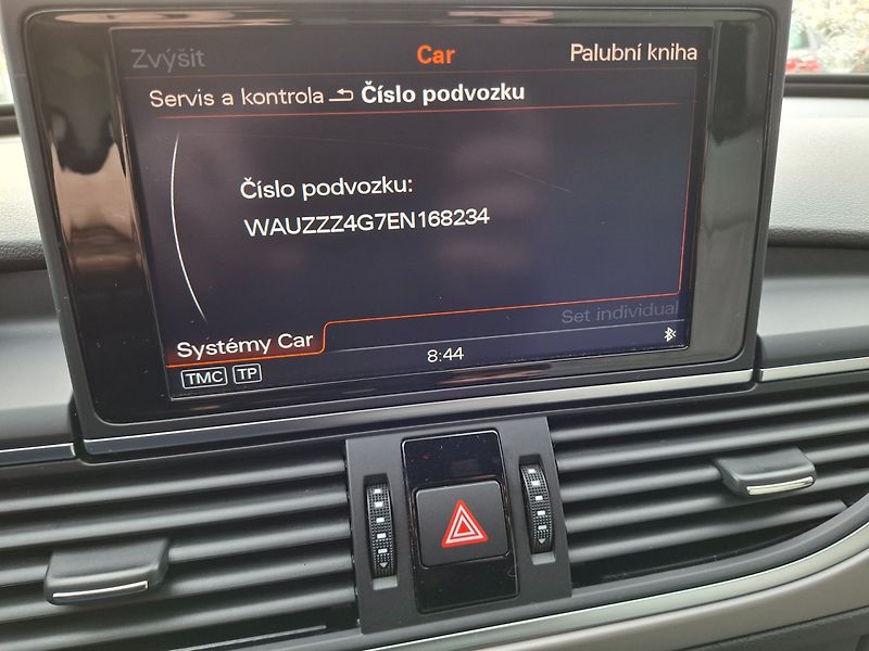 Audi A6 Allroad (2014) 3.0TDI 150kW S-TRONIC -VÝBAVA - fotka 45 z 47
