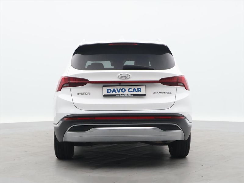 Hyundai Santa Fe 2.2 CRDi 142kW Style CZ DPH - fotka 6 z 29