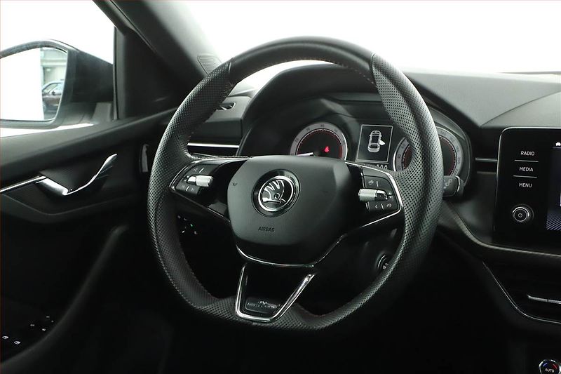 Škoda Scala (2022) Monte Carlo 1.0 TSI - fotka 14 z 15