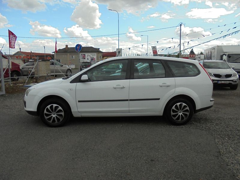 Ford Focus (2007) 1.6TDCi-KLIMA-NOV.ROZVODY - fotka 4 z 10