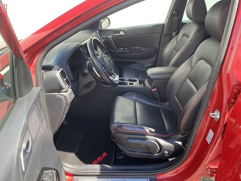 Kia Sportage (2019) 1.6 CRDi, GT-line, AT - fotka 8 z 16