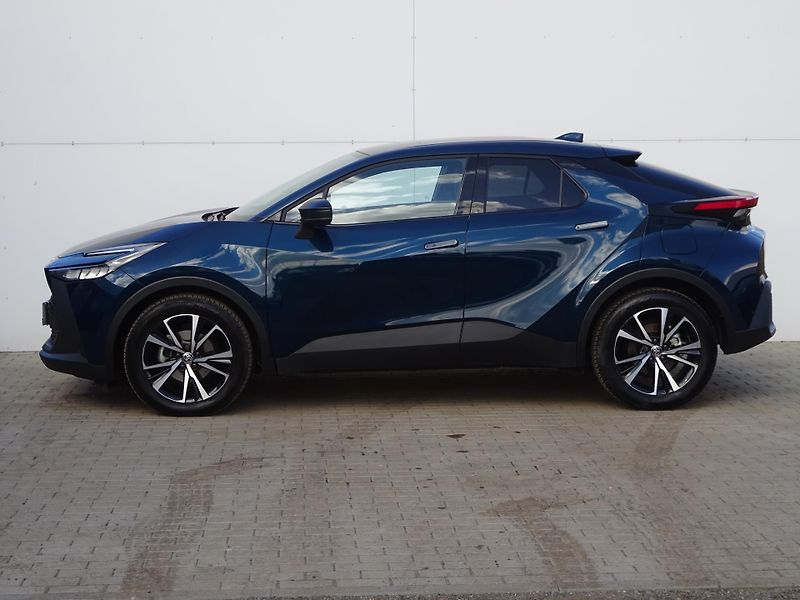 Toyota C-HR 1.8 HSD e-CVT 140k Style - fotka 8 z 20