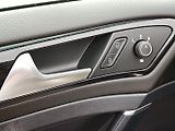 Volkswagen Golf (2019) Highline 1.5 TSI 110kW - náhled 26