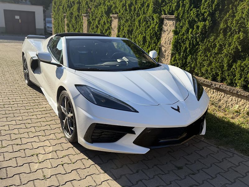 Chevrolet Corvette (2022) C8-TARGA-VÝFUK-LIFT-TOP-DPH - fotka 2 z 18