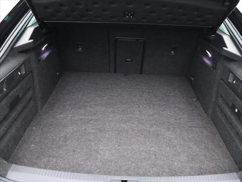 Škoda Superb iV 1,4 TSI 115kW Style DSG CZ - fotka 10 z 30