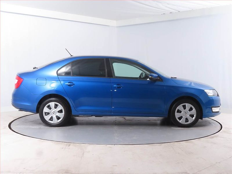 Škoda Rapid (2016) Ambition 1.2 TSI - fotka 6 z 14