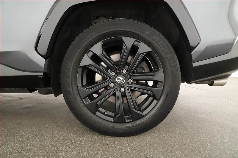 Toyota RAV4 (2021) 2.5 Plug-in - fotka 12 z 27