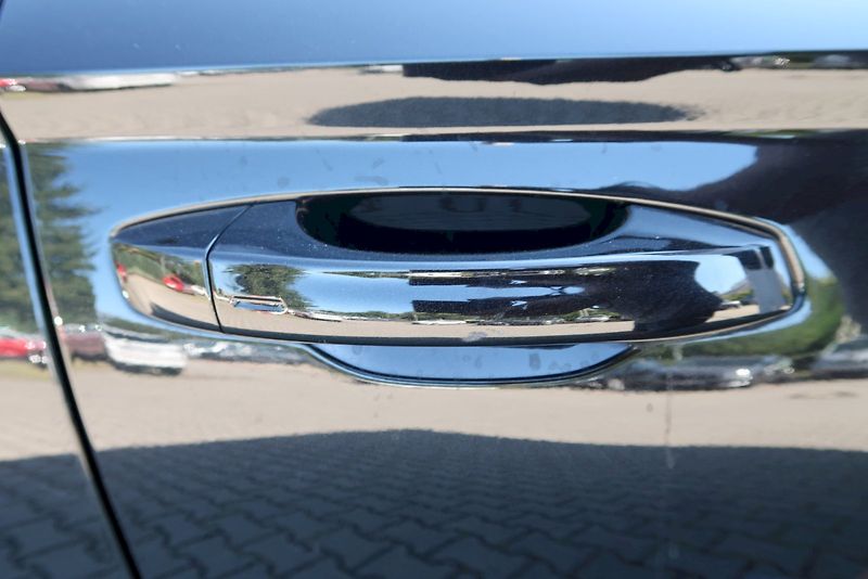 Škoda Karoq (2025) Top Selection 1,5 TSi/110 kW D - fotka 28 z 33