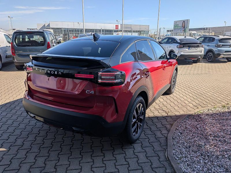 Citroën C4 (2026) MAX Hybrid 145 e-DCS  - fotka 6 z 11