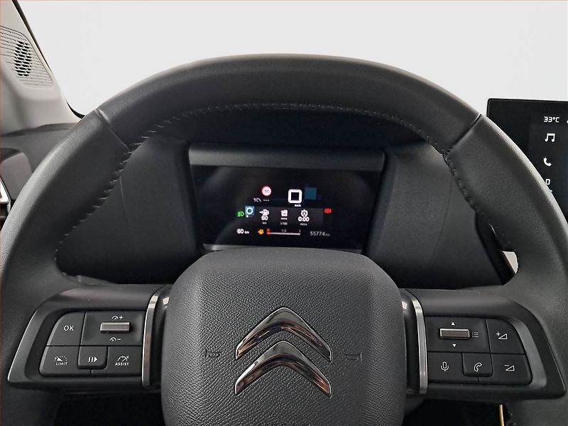 Citroën C4 (2024) 1.2 PureTech, ČR,1.maj - fotka 16 z 17