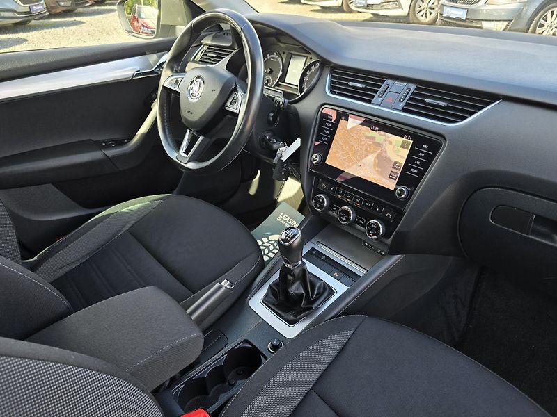 Škoda Octavia 1.4TSI ELEGANCE 100% STAV 1Maj - fotka 20 z 31