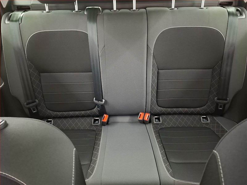 Škoda Fabia (2022) Ambition 1.0 TSI, ČR,1.maj - fotka 10 z 16