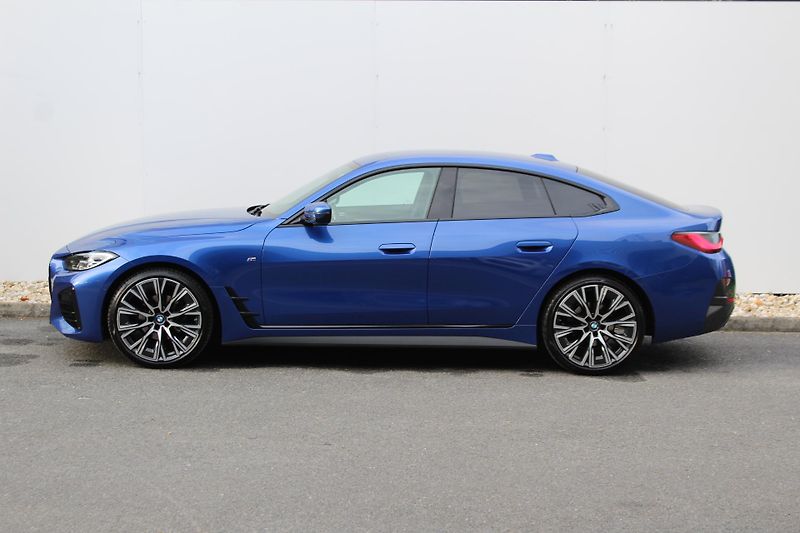 BMW Řada 4 420d xDrive Gran Coupé - fotka 9 z 24
