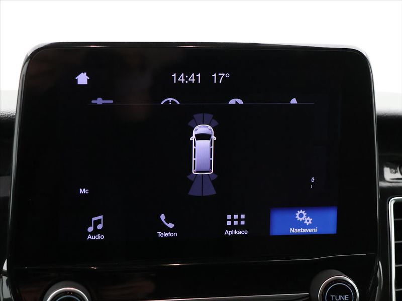 Ford Tourneo Custom 2,0 TDCi Titanium L2 CZ DPH - fotka 18 z 27
