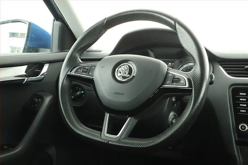 Škoda Octavia (2018) 1.4 TSI, Automat, Serv.kniha - fotka 7 z 14
