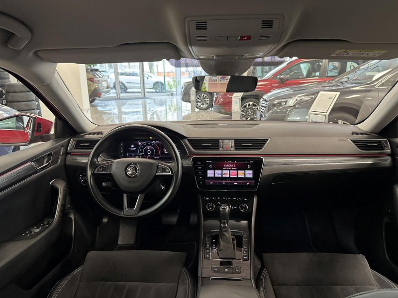 Škoda Superb 2.0TDI 4x4 DSG StylePlus - fotka 16 z 50