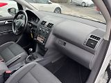 Volkswagen Touran (2014) Comfortline 1.6 TDI 77kW - náhled 25