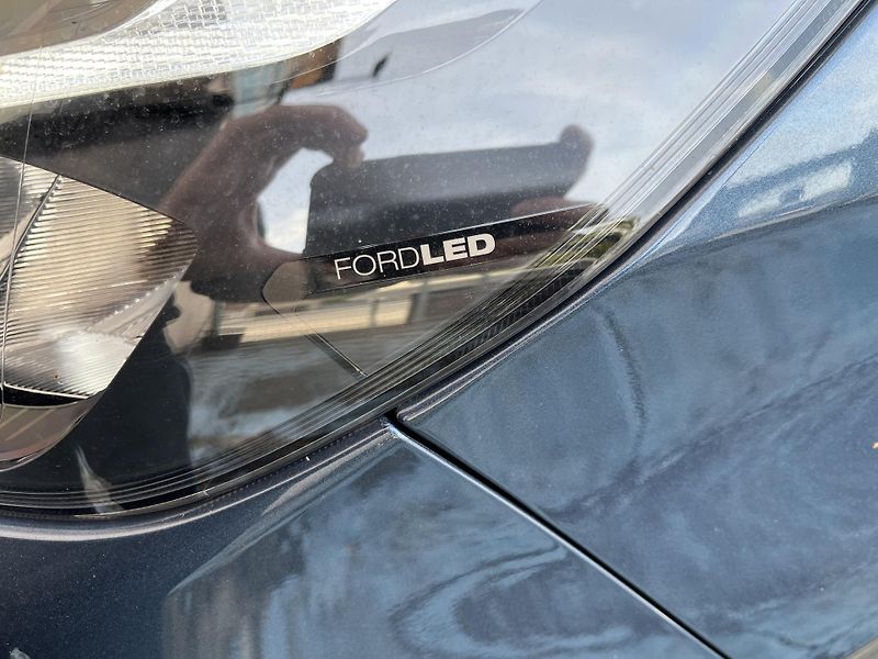 Ford Tourneo Custom (2024) L2*TITANIUM*2xŠOUPKY*8m*KAMERA - fotka 6 z 37