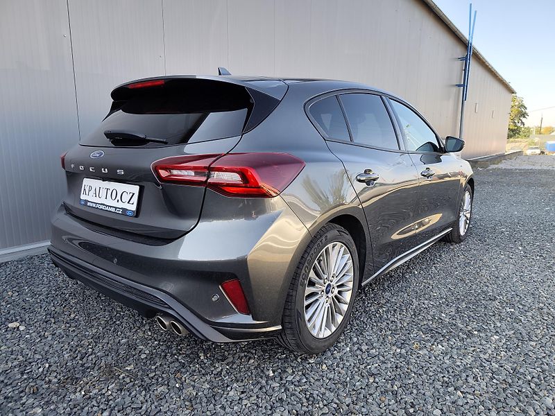 Ford Focus ST-LINE - fotka 7 z 24