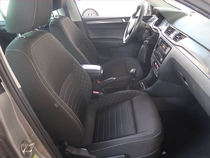 Škoda Rapid (2019) Style 1.0 TSI, Bi-Xenony - fotka 9 z 16
