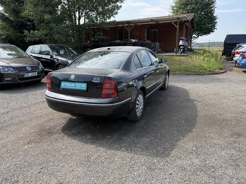 Škoda Superb 1.9 tdi - fotka 6 z 20