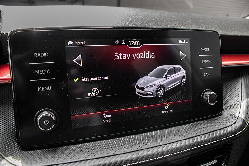 Škoda Fabia Monte Carlo - fotka 25 z 37