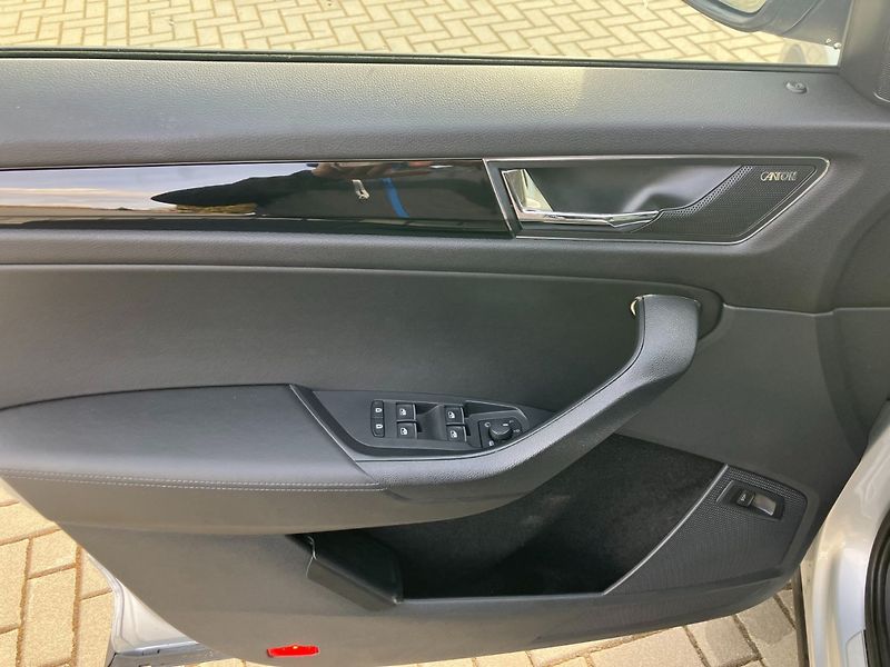 Škoda Kodiaq (2019) 2.0TDI L&K 4x4 DSG NEHAVAR. - fotka 19 z 32