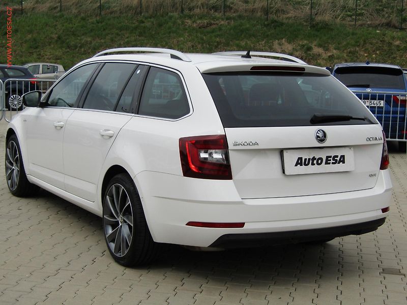 Škoda Octavia (2018) 2.0 TDi 4x4, ČR, DSG, navi - fotka 6 z 20