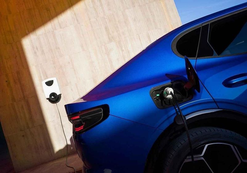 Ford Capri má dostatečný dojezd na to, aby nemusel sloužit jen ve městě