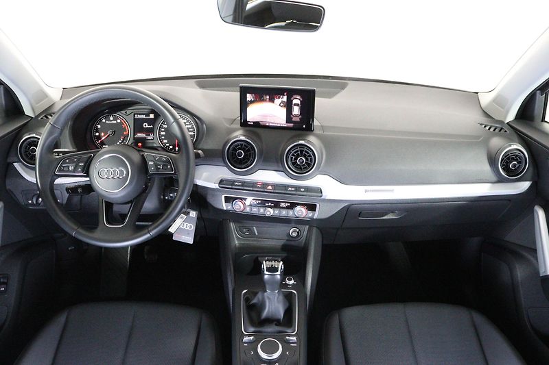 Audi Q2 30 TFSI 81 kW - fotka 9 z 26