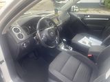 Volkswagen Tiguan (2014) 2.0 TDI - R-line CUP 4x4 - náhled 21
