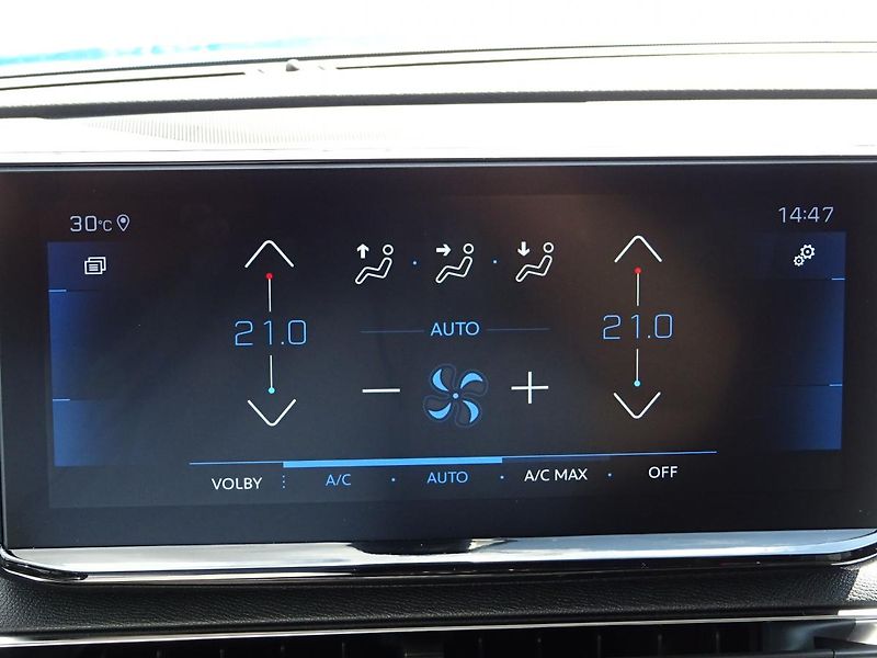Peugeot 3008 (2023) ALLURE PACK 1.5 BHDi 130 EAT8 - fotka 28 z 49