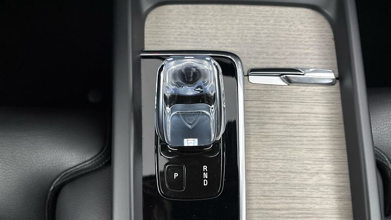 Volvo XC60 2.0 T6 AUT AWD Recharge Inscri - fotka 26 z 33