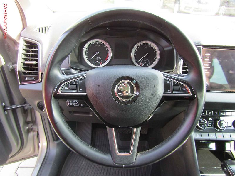 Škoda Karoq (2018) 2.0TDi 4x4, ČR, DSG, navi - fotka 14 z 16