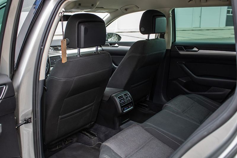 Volkswagen Passat - fotka 24 z 26