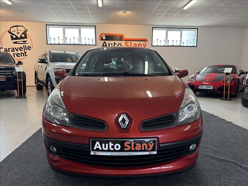 Renault Clio 1,6 16V klima,nová STK,2x kola - fotka 7 z 22