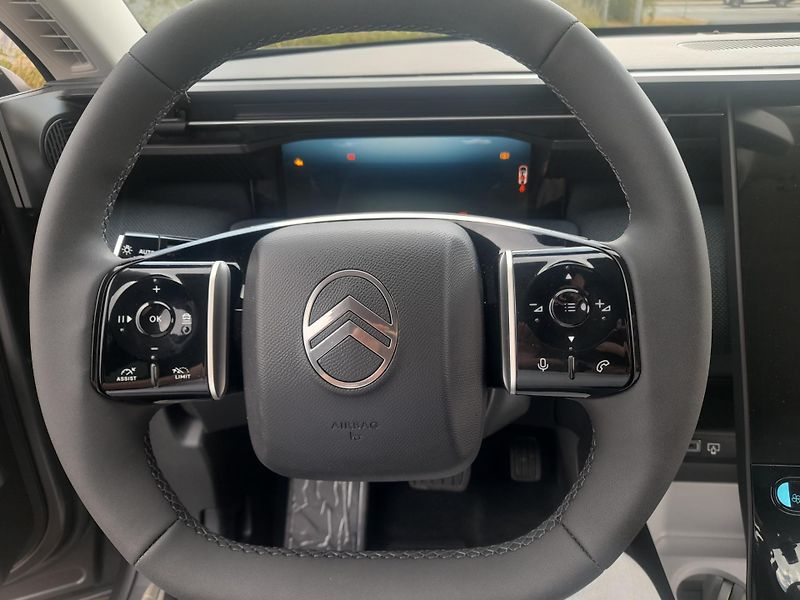 Citroën C5 Aircross (2026) PLUS Hybrid 145k Automatic - fotka 42 z 49