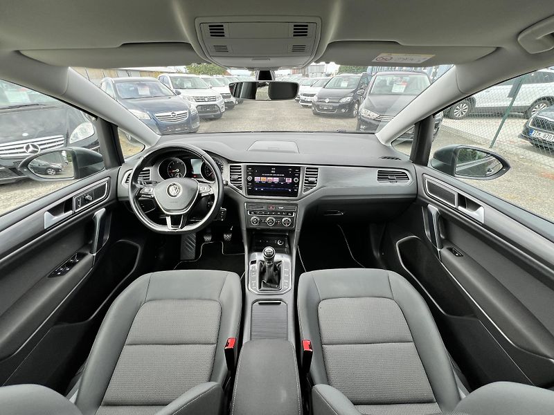 Volkswagen Golf Sportsvan 1.5TSi 96kw KLIMA TAŽNÉ  - fotka 19 z 46