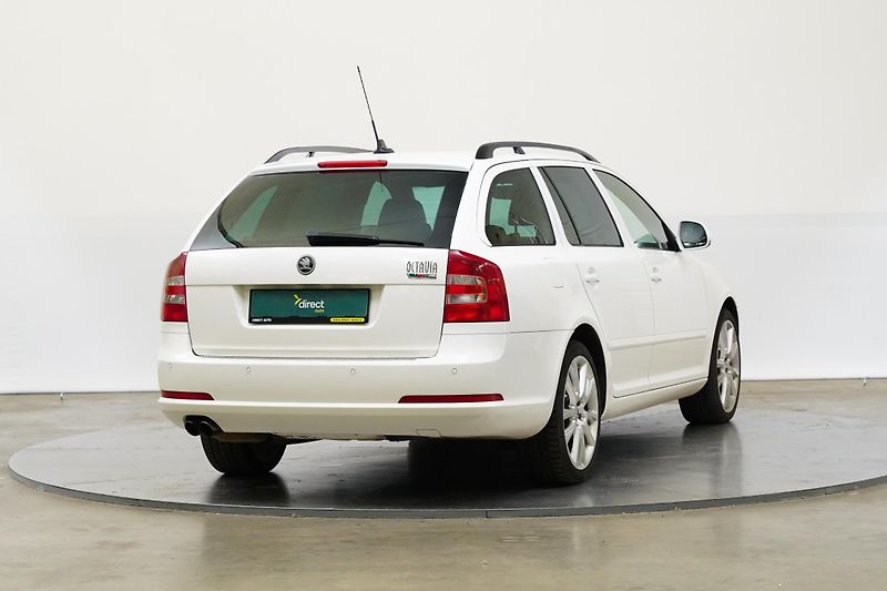 Škoda Octavia - fotka 2 z 22