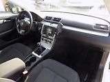 Volkswagen Passat 1,4 TSI 90 KW AUTOKLIMA VÝHŘEV - náhled 28