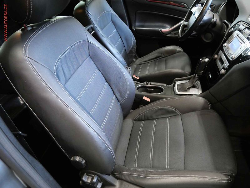 Ford Mondeo (2010) 2.0i, ČR, AT, xenon, autoAC - fotka 12 z 20