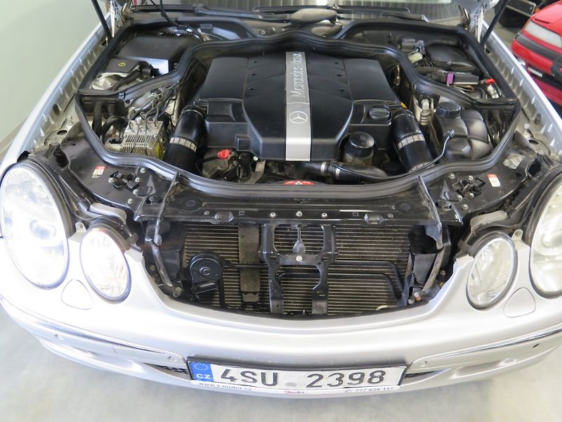 Mercedes-Benz Třídy E (2004) E320,LPG,tažné,klima,kůže,4mat - fotka 22 z 26