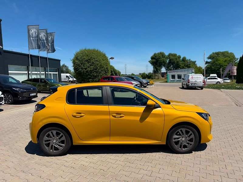 Peugeot 208 ACTIVE PACK 1.2PT 100 EAT8 - fotka 11 z 26