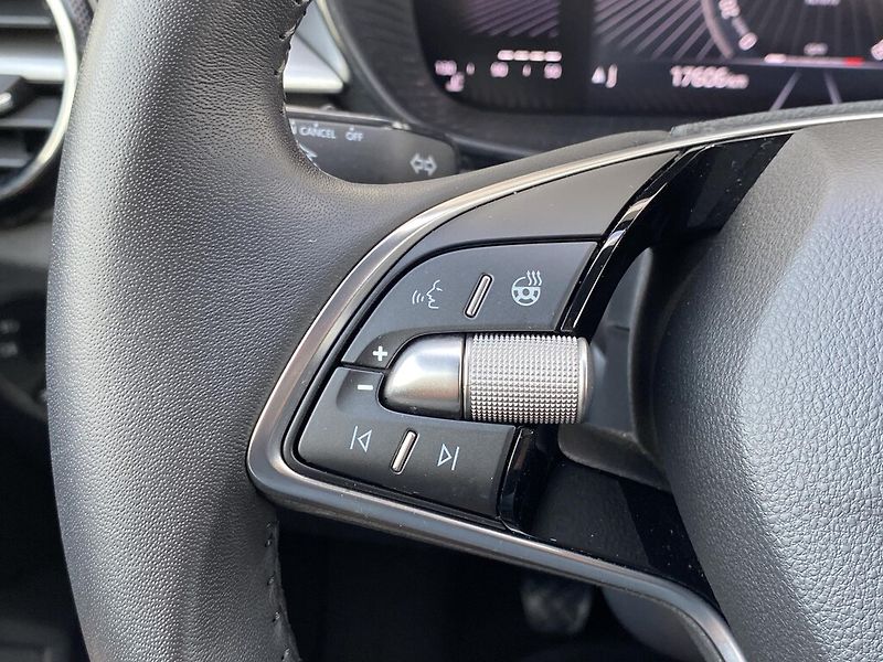 Škoda Fabia 1,0 TSI 85 kW Selection - fotka 14 z 26