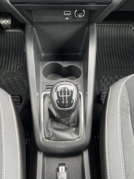 Škoda Fabia Style+ 1.0TSi KAMERA ČR 1.MAJ. - fotka 26 z 46