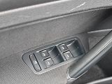Volkswagen Golf Maraton Edition  1,0TSI - náhled 21